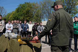 Юні львів`яни завітали до Другої Галицької бригади Національної гвардії України (ФОТО)