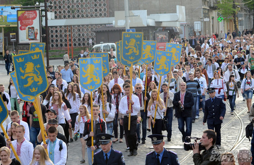 Як у Львові відзначатимуть День вишиванки?