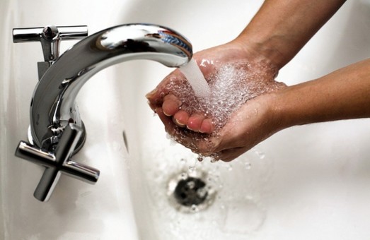 Частина споживачів “Залізничнетеплоенерго” отримає гарячу воду з 9 червня