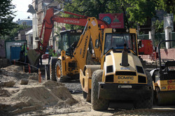 Як ремонтують одну з найбільших вулиць Львова (ФОТО)