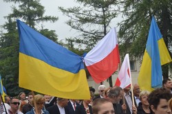Делегація зі Львівщини вшанувала пам'ять воїнів УНР у Пикуличах