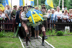 У рідному селі Коновальця під Львовом вшанували великого українця (ФОТО)