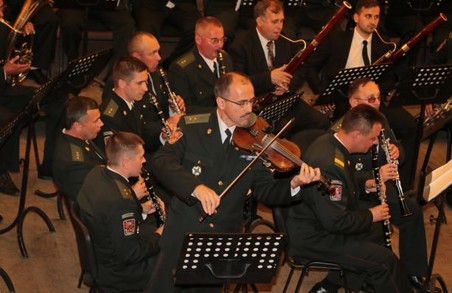Симфонія воїнам: на Львівщині представили музичний твір, присвячений бійцям АТО
