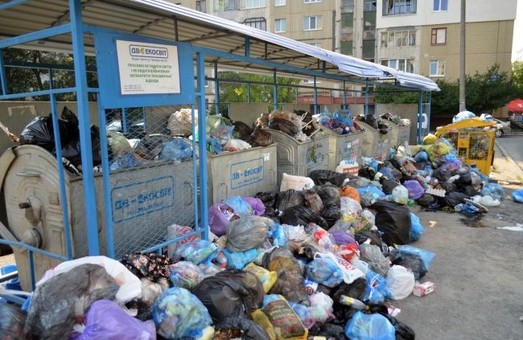 Зубко розповів, де Львів найбільш завалений сміттям