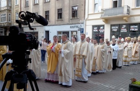 На Львівщині відбулася архиєрейська хіротонія католицького єпископа Едварда Кави