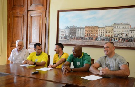 Бразильські футболісти відвідують Львів з нагоди 500-річчя Реформації