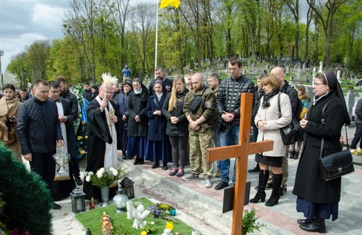 На Личаківському цвинтарі звучатиме орган в пам'ять про Василя Сліпака