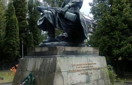 У Львові обкрадають пам'ятники