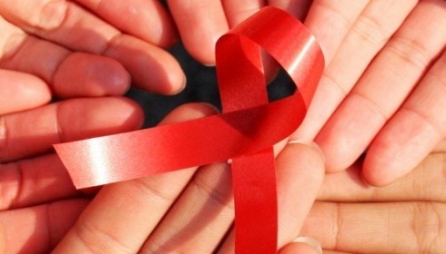 63 ВІЛ-позитивних дітей та дорослих отримали соціальні виплати
