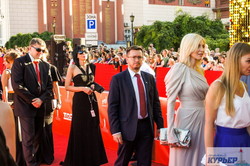 Хто побував на "Червоній доріжці" Одеського кінофестивалю: фото