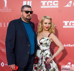 Хто побував на "Червоній доріжці" Одеського кінофестивалю: фото