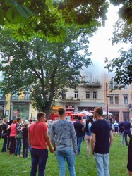 У центрі Львова сильна пожежа: працюють пожежники (ФОТО)