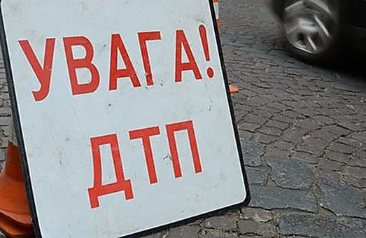 На Сихові львів'янка влаштувала ДТП через кілька днів після отримання водійських прав
