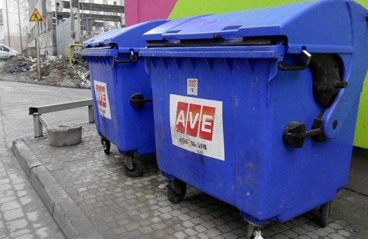 3 райони Львова досі мають переповнені майданчики із сміттям
