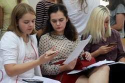 У Львові 25 школярок зі всієї України презентували унікальні ІТ-проекти соціального значення (ФОТО)
