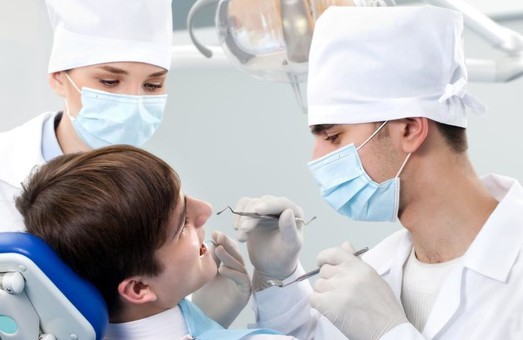 У Львові продовжують бунтувати стоматологи