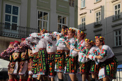 У Львові триває великий Міжнародний фестиваль українського танцю та культури (ФОТО)