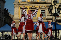 У Львові триває великий Міжнародний фестиваль українського танцю та культури (ФОТО)