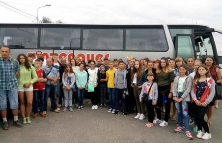 Діти учасників АТО із Львівщини вирушили на відпочинок до Білорусі