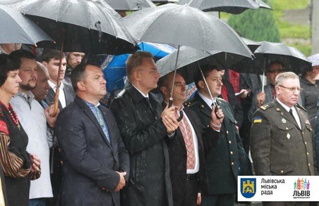 Сьогодні на Личаківському кладовищі вшанували пам'ять борців за Незалежність України