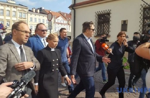 Тимошенко долучилася до брифінгу Саакашвілі в "Леополісі"