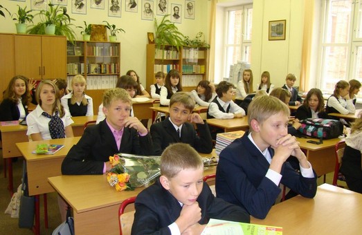 У Львові можна буде здати дитину до школи на весь день