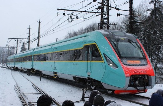 Укрзалізниця зменшила вартість квитків на поїзди до Європи