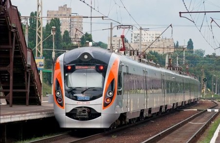 До Одеси на Новий рік: Укрзалізниця проанонсувала додаткові потяги