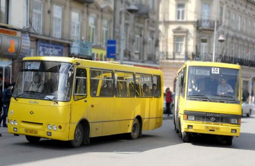 У Львові вирішили рахувати пасажирів маршруток та спостерігати за ними онлайн