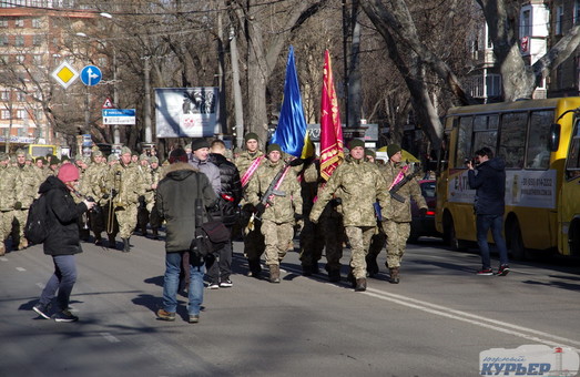 В Одесі відбувся парад ветеранів АТО: фото, відео