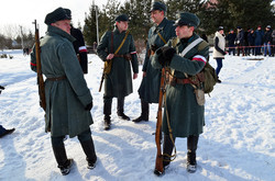 На Львівщині відтворили бої 1919 року між вояками УГА та польською армією (ФОТО)