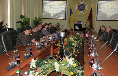 Національну академію сухопутних військ із робочим візитом відвідала австрійська військова делегація