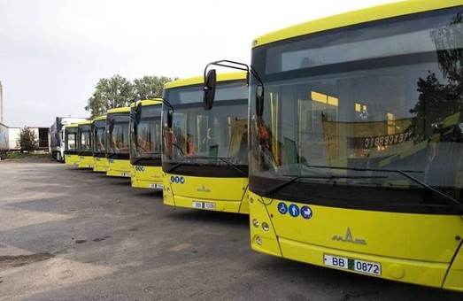 У Львів привезли перші білоруські автобуси
