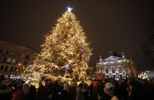 Різдвяного вечора львів’ян кличуть на концерт у центрі міста