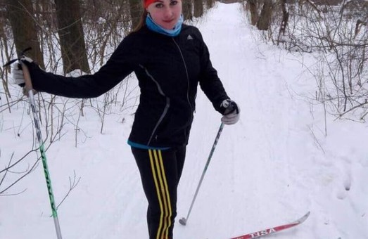 На Львівщині розшукують молоду спортсменку, яка вийшла на вечірню пробіжку і не повернулася