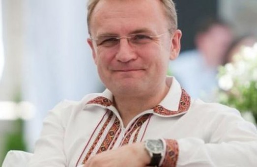 Cадовий закликав Тимошенко зняти свою кандидатуру на свою користь