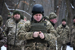 Військовослужбовці провели стрільби із пістолета Макарова