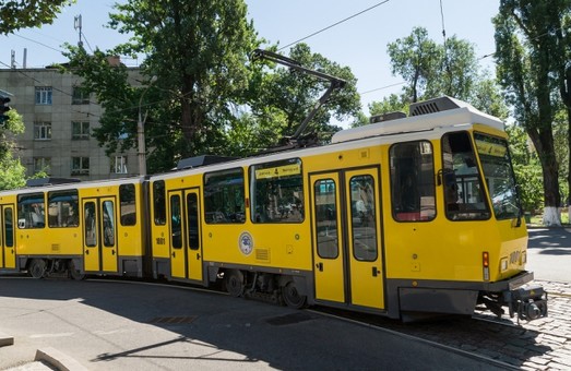 Придбані півроку тому берлінські трамваї руйнуються через жахливу якість колії у Львові