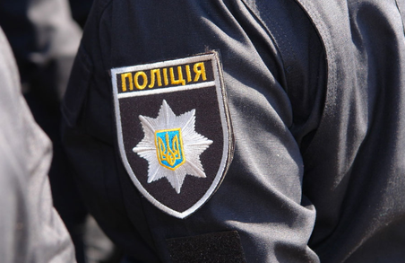 Прокуратура нарахувала десятки порушень у поліцейських відділках Львівщини