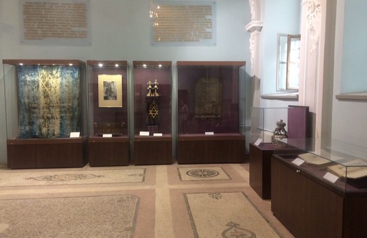Триває виставка «Сакральний простір юдаїзму» у Львівському музеї історії релігії