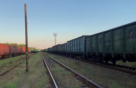 На Львівщині атовці та шахтарі заблокували російські вагони