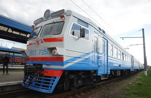Львівська залізниця знову скасовує потяги: у чому причина