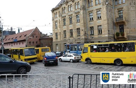 У Львові перевірять технічний стан міських автобусів