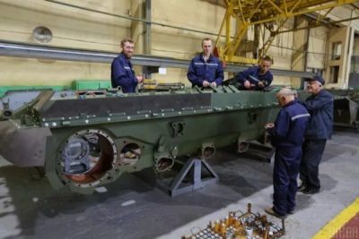 Львівський бронетанковий завод за десяток мільйонів «купив» неіснуючі деталі