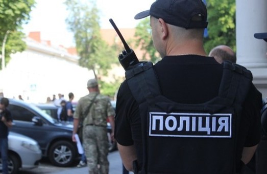 Ганущин протягнув в поліцейську комісію фейкових активістів та учасників корупційних схем