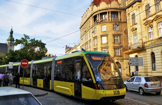 Сьогодні у Львові відбудуться громадські слухання щодо підвищення вартості проїзду у трамваях та тролейбусах