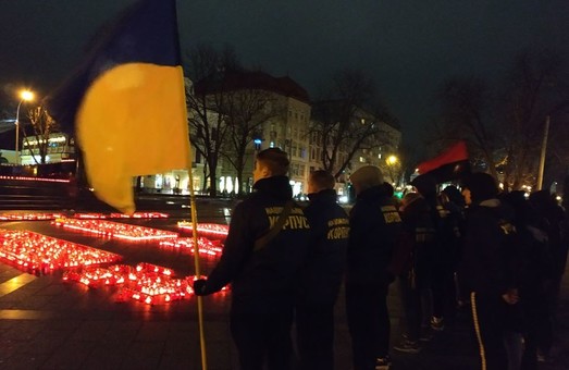 Активісти НК вшанували пам`ять жертв Голодомору