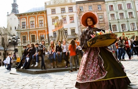 Звідки прибувають до Львова туристи та скільки вони витрачають?