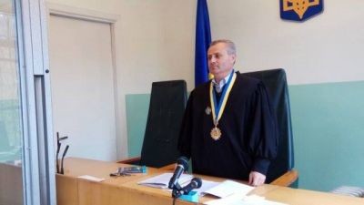 Суддя зі Львівщини, якого судять за хабар, вдруге взяв на лапу