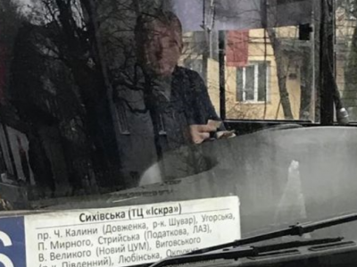 У Львові пасажири скаржаться на водія-екстремала автобусу номер 16